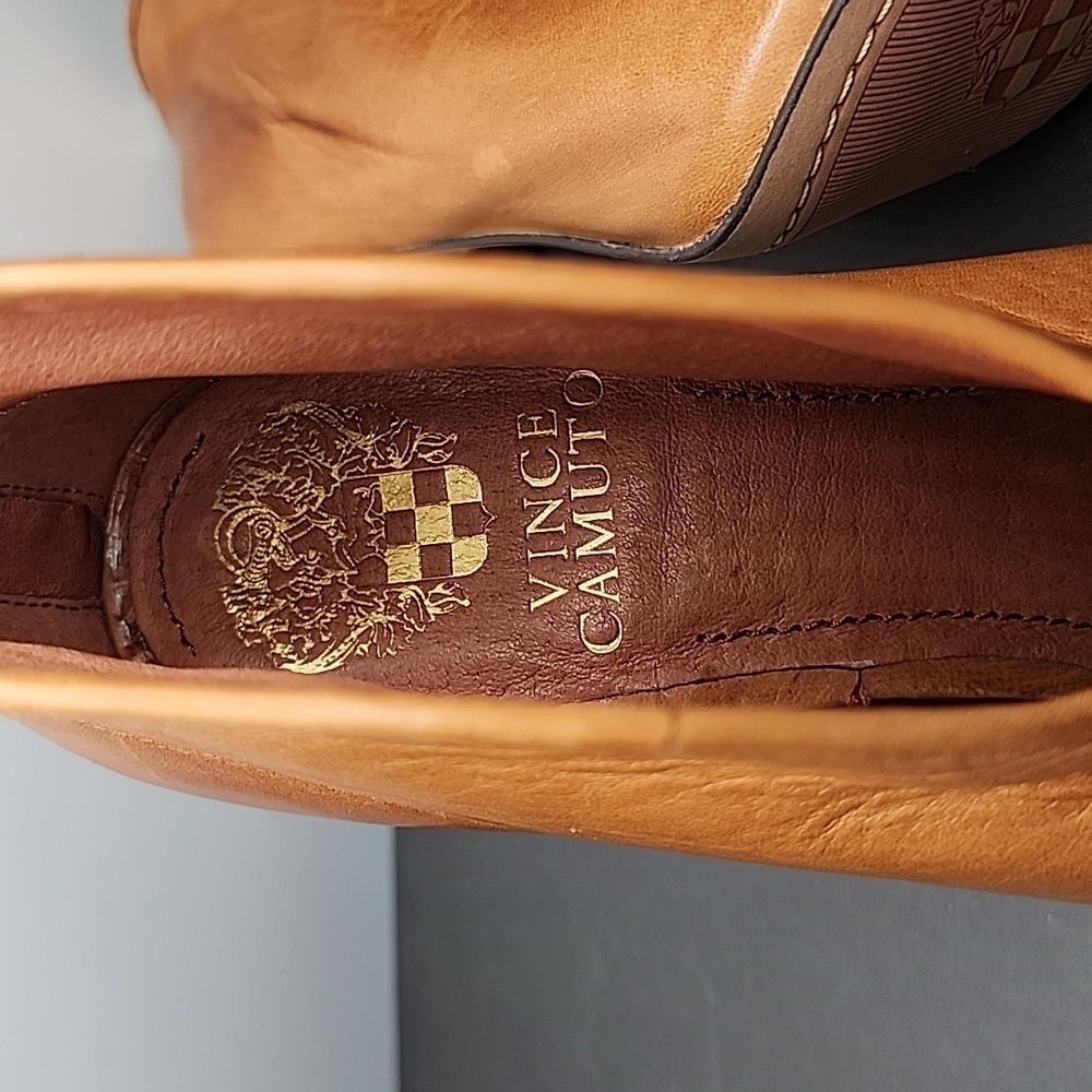 Vince Camuto Soft Leather Bootie with Back Zip Caramel Size 7M - Picture 7 of 11